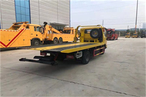 兴平非事故拖车